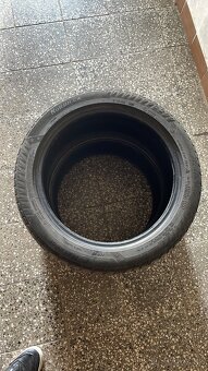 Predám 2ks 225/45 R17 zimné pneu - 3