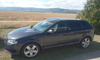 AUDI A3 Sportback 1.6 - 3