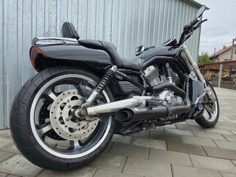 Harley Davidson V-rod muscle - 3