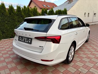 Škoda Octavia IV Combi 1.5 TSI G-TEC DSG Benzín/CNG - 3