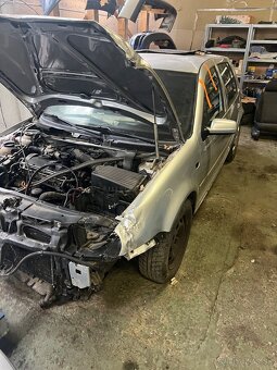 Rozpredam golf 4 74kw - 3