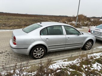 Škoda superb - 3