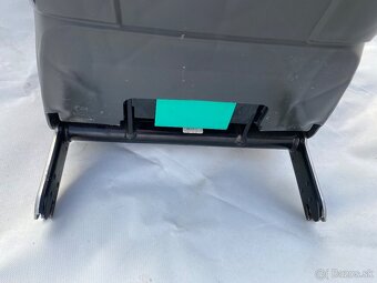 Britax Römer Safefix plus isofix - 3