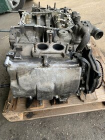 motor Subaru Outback BR 2,5 Legacy EJ253 poškodený - 3