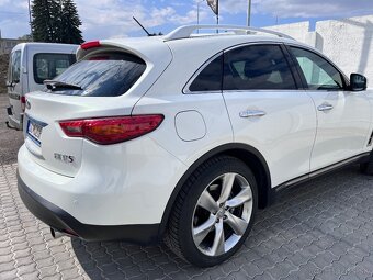 Infiniti FX37S Prémium - 3