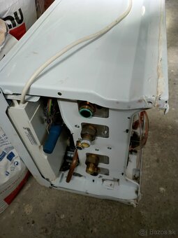 Protherm Panther 25 KOV v horsom ale funkcnom stave - 3