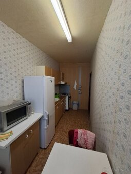 Predaj 3 izbový byt ,Levice , Vinohrady - - 3