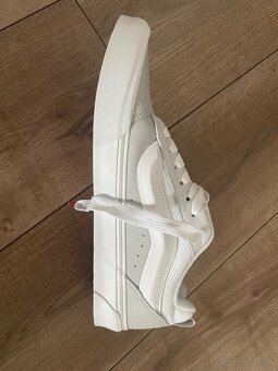 Vans - 3