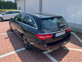 Predám Mercedes Benz e200d - 3