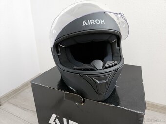 Prilba AIROH L - 3