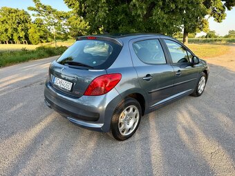 PEUGEOT 207 1.4 benzín 70kw - 3