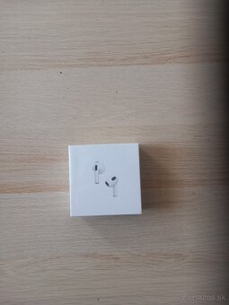 Apple AirPods (3rd generation) with MagSafe Charging Case - 3