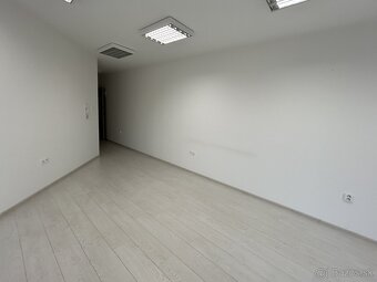 Nájom Kancelársky priestor, Bratislavská , Trenčín - 3