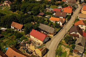 Exkluzívne na predaj pozemok v obci Skalka nad Váhom - 3