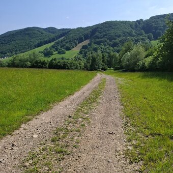 POZEMOK NA VÝSTAVBU REKREAČNEJ CHATY-REGETOVKA - 3