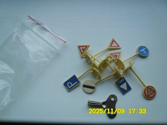 Stare hračky plech draha - 3