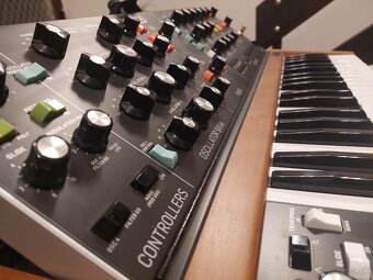Vianočné upratovanie klávesy BEHRINGER - 3