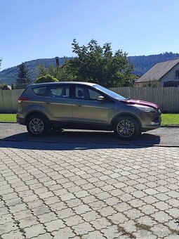 Ford KUGA 2.0TDCi 4WD Titanium - 3