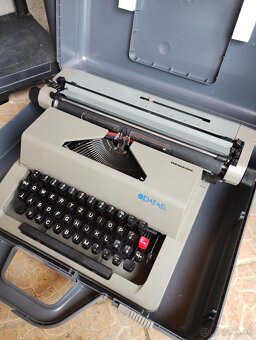 Predám písací stroj - 3