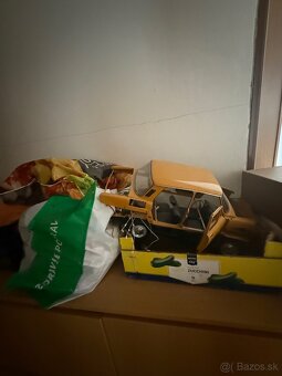 Škoda 100 1:8 deagostini - 3