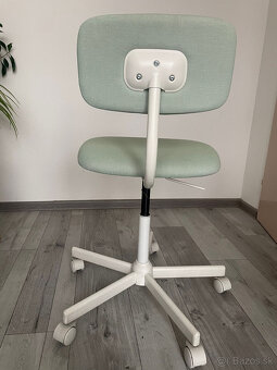 stolička na kolieskach - 3
