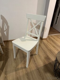 Jedálenský stôl so stoličkami - 3