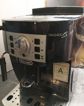 Kávovar delonghi - 3