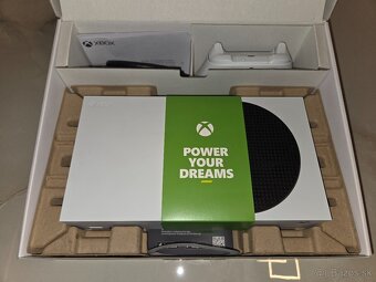 XBOX Series S 512GB + 6 mes. Game Pass Ultimate - 3