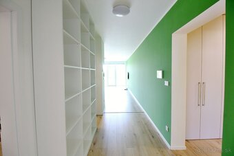 Na prenájom atraktívny byt, ideálny na podnikateľské účely v - 3