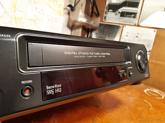 Videorekordér Philips VR210 - 3