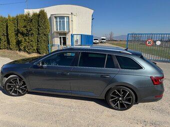 Škoda superb 2.0 TDi 140 KW - 3