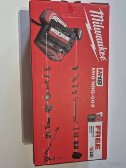 Milwaukee M18 NRG-503 18V sada 4 baterií s nabíječkou - 3