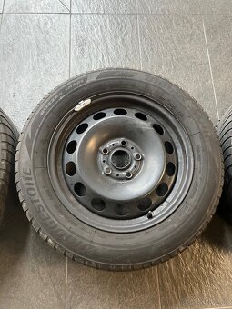 Predam zimnu sadu s plechovymi diskami a rozmerom 205/60 R16 - 3