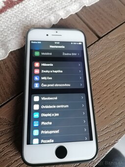 Na predaj iphone 8, 64 GB. - 3