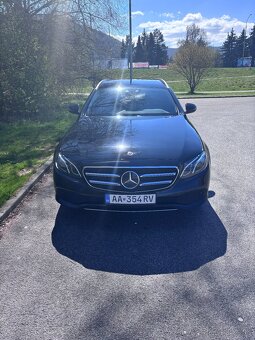 Mercedes E 200d - 3