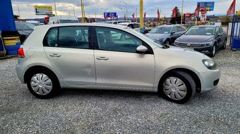 Volkswagen Golf 1.6-75kw Trendline DSG - 3