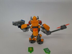 LEGO Nexo Knights  Axl v bojovom obleku

 - 3