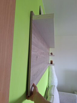 Pevný panel s policou - 3
