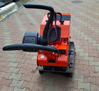 Predam vibračnú dosku bomag 460kg - 3