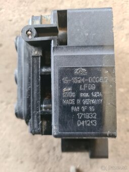 Kocka vzduchuoveho podvozka VW Touareg 7l - 3