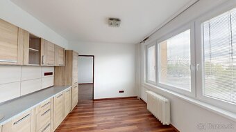 Trojizbový byt na Južnej triede - 3