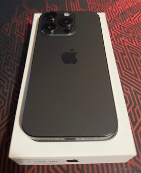 iPhone 15 Pro, Black Titanium - 3