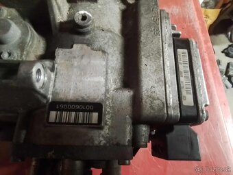 VSTREKOVACIE čERPADLO 2.5 TDI 120 KW BGD 059 130 106 M - 3