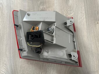 Škoda Octavia 3 zadné pravé LED svetlo combi - 3
