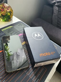 Telefon Motorola Moto e6i - 3