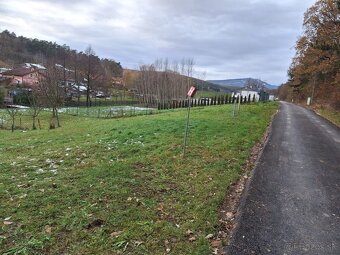 Na predaj stavebný pozemok v krásnom prostredí - 3