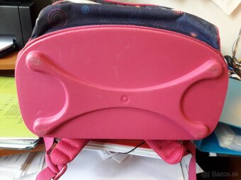 Školská taška. - 3