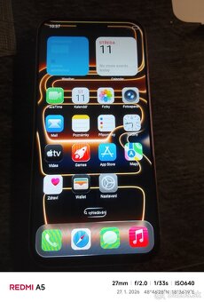 Predám iphone 17 pro Max - 3