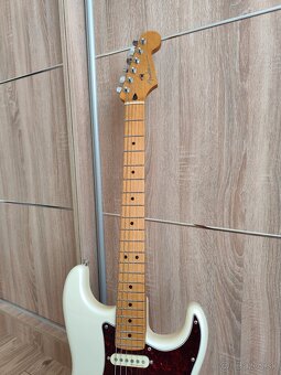 Fender Player Plus Stratocaster Olympic Pearl - 3