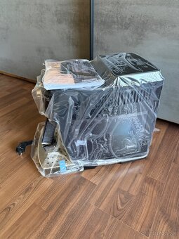 Predám nový kávovar Delonghi ECAM 22.115.B - 3